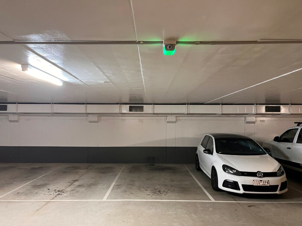 Build an underground parking system based on RFID technology